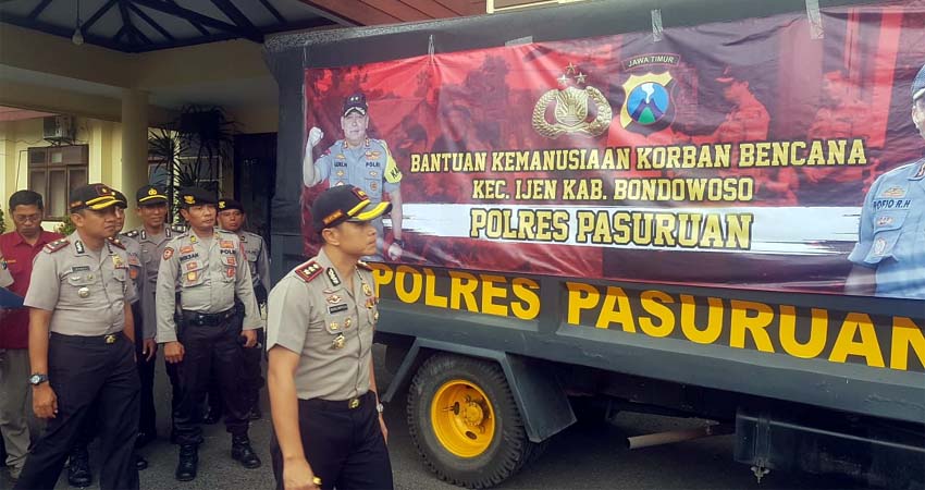 Peduli Korban Banjir, Polres Pasuruan Kirimkan Logistik ke Bondowoso