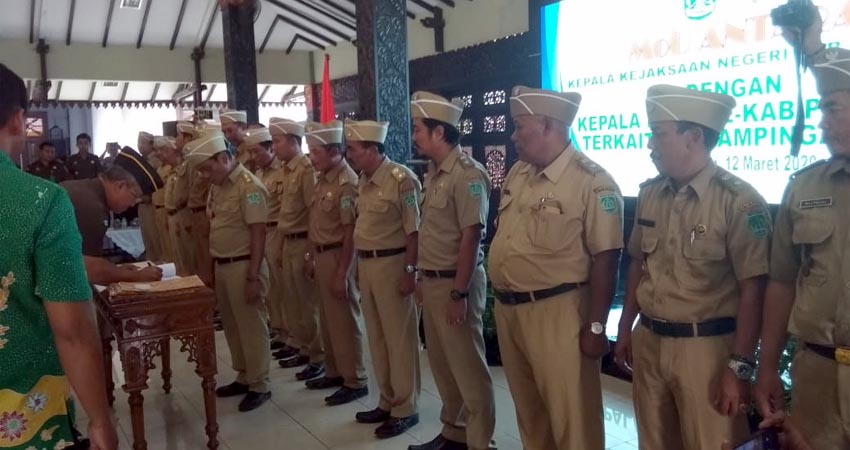 Kejari Kabupaten Pasuruan Teken MoU Pendampingan Pembangunan Desa