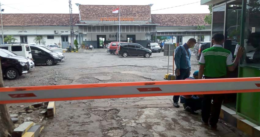 Tarif Parkir Stasiun Bangil Naik, Beberapa Konsumen Mengeluh