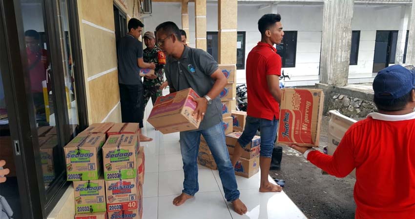 EMPATI : Bantuan kepada korban banjir. (ist)