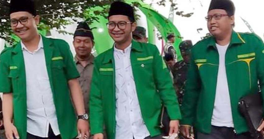 Saad Muafi "Gus Magrib" tengah Ketua PC GP Ansor Bangil. (ist)